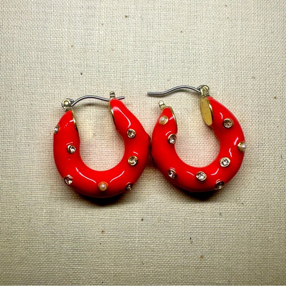 Harper Ray Pop Art Maximalist Coral-Tone 1”Hoop Earrings w Rhinestones & Pearls - Picture 1 of 3